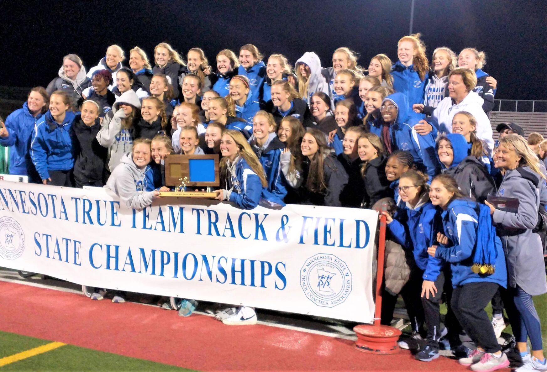 Minnetonka girls